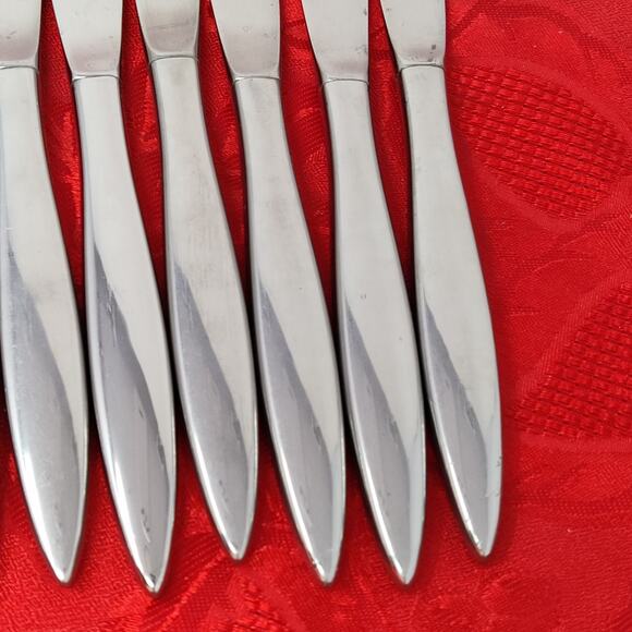 9X BK Oneida Oneidacraft Deluxe Stainless Wintersong Butter Knives - Picture 6 of 12
